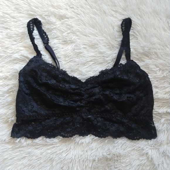 LAST CHANCELa SENZA Black Lace Bralette - Picture 6 of 8